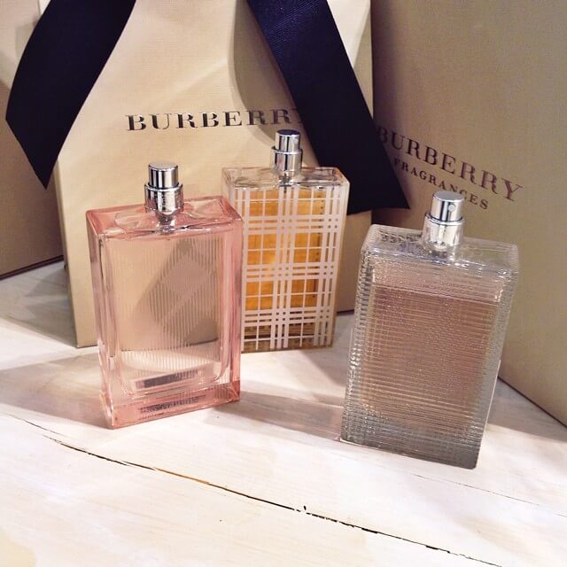  น้ำหอมผู้หญิง , น้ำหอมผู้หญิงกลิ่นไหนหอม , Burberry , Burberry Brit , Burberry Brit Sheer , กลิ่นดอกไม้ , กลิ่นผลไม้ , สไตล์สาวหวาน